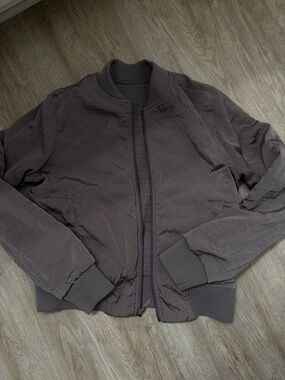 lululemon athletica Serena travels reversible Women's Bomber Jacket